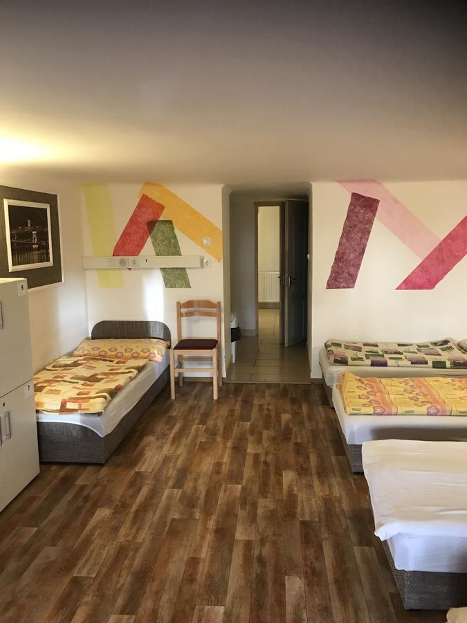 Opera Hostel Budapest Exterior photo